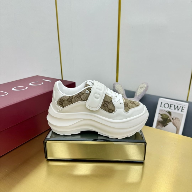 G*u*i casual shoes